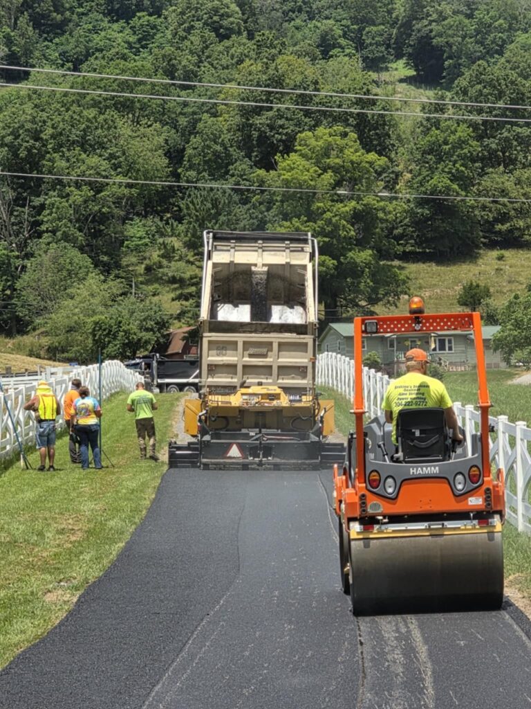 Curious On How an Clarksburg Asphalt Paving Machine Works?