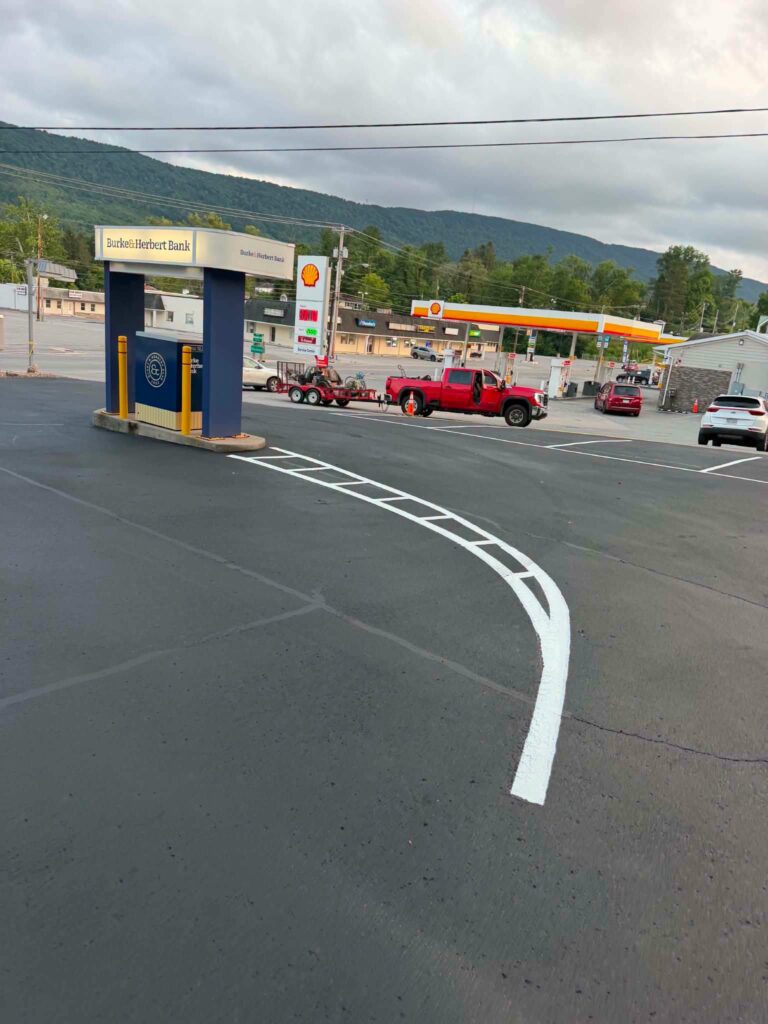 How Does a Retail Asphalt Paving Parking Lot Impact Curb Appeal?